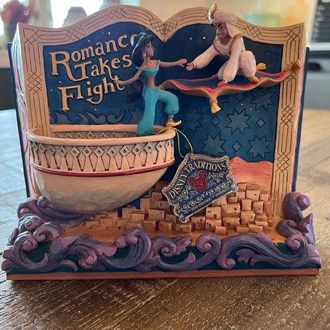 Disney Traditions, Jim Shore : 6001270 - Aladdin - Romance Takes Flight