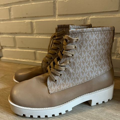 Michael Kors boots str 41🌸