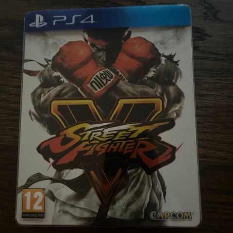 PS4 «Street fighter V» selges