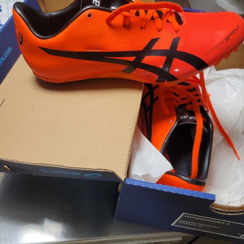 Running / sprint shoes ASICS Junior  New : Spikes