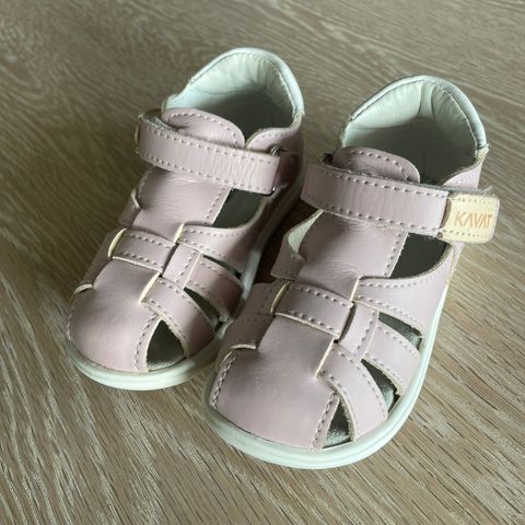 Kavat sandaler baby rosa