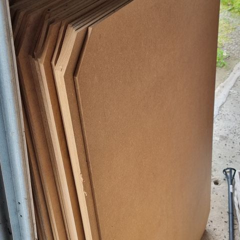 MDF plater, 78,2x116,4, 0,8cm tykke. 50,- pr stk