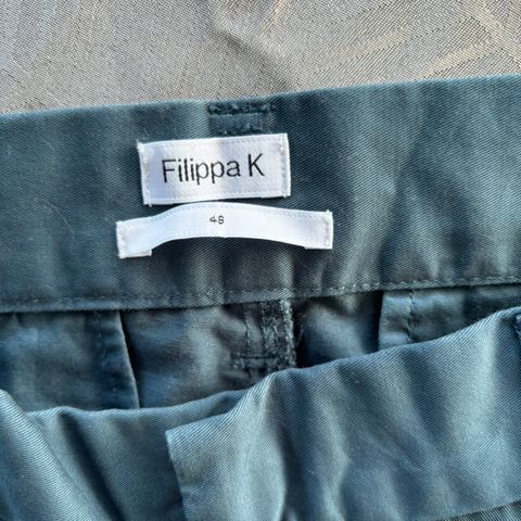 Filippa K herre bukse str 48.