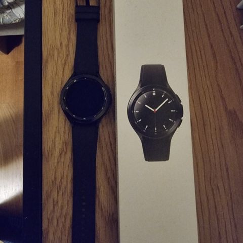 SAMSUNG GALAXY WATCH 4 CLASSIC