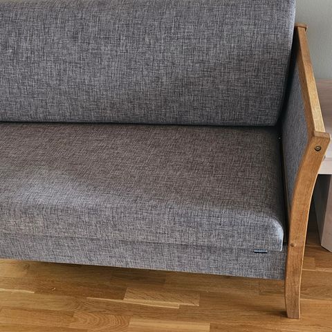 Sovesofa litte brukt