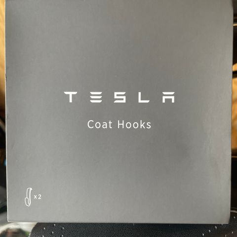 Tesla Coat Hooks til Model X