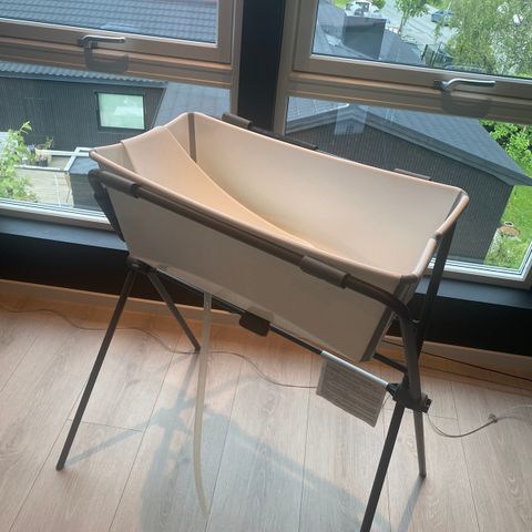 Stokke Flexi Bath - inkl stativ og nyfødtstøtte