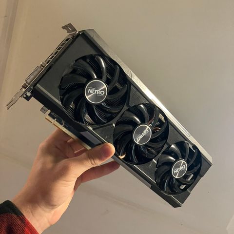 Defekt Sapphire Nitro Vega 56