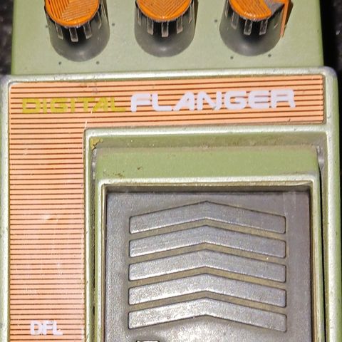 Ibanez digital flanger