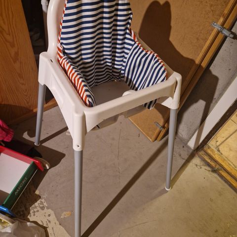 Antilop barnestol med støttepute