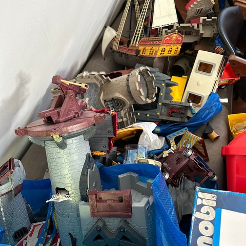 Massiv Playmobil samling til salgs