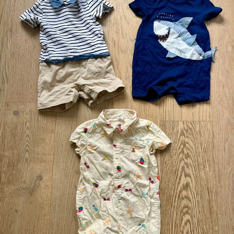 Klespakke sommerklær - tre sommerdrakter fra Baby Gap i str 18-24 mnd / 90 cm