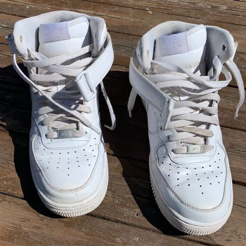 Nike Air Force hvite sko