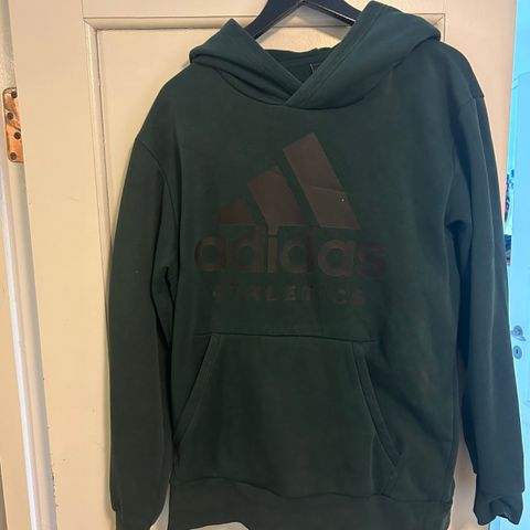 Adidas hettegenser