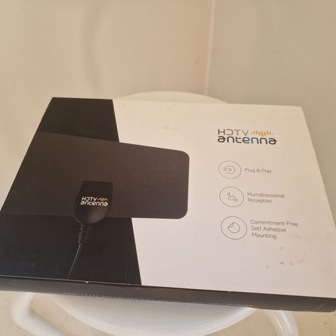 HDTV Indoor Digital TV Antenna Plug & Play i original eske