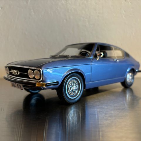 1:18 Audi 100 coupe S fra KK Scale selges