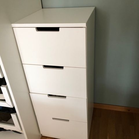 RESERVERT! IKEA Nordli kommode med 4 skuffer