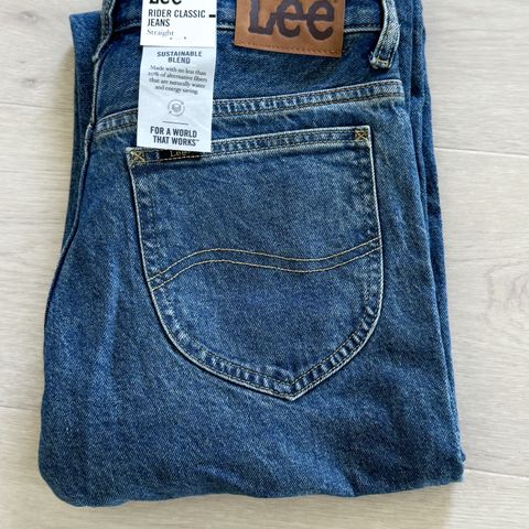 Helt ny Lee jeans