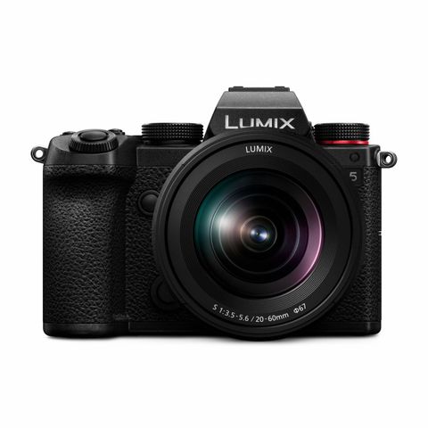 Panasonic Lumix S5 med to linser og ekstra utstyr