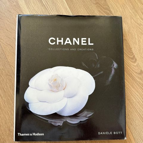 Coffee table-bok: Chanel - Collections and creations