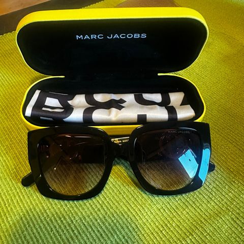 Marc Jacobs Sobriller