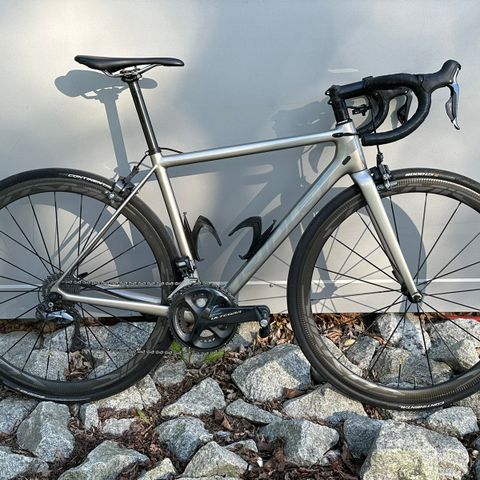 Ridley custom landeveissykkel, XS Ultegra Di2, Mavic Cosmic høyprofilhjul