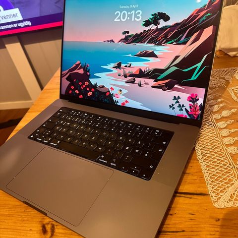 Macbook Pro 16" M1 Pro 16gb 512gb