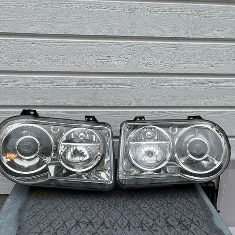 Chrysler 300C original Xenonlamper