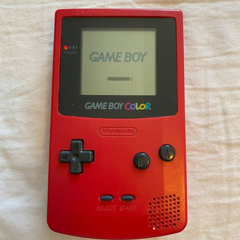 Game Boy Color med Walt Disney’s The Jungle Book Mowgli’s Wild Adventure