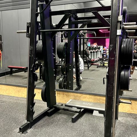 Smith Machine Hammer Strength