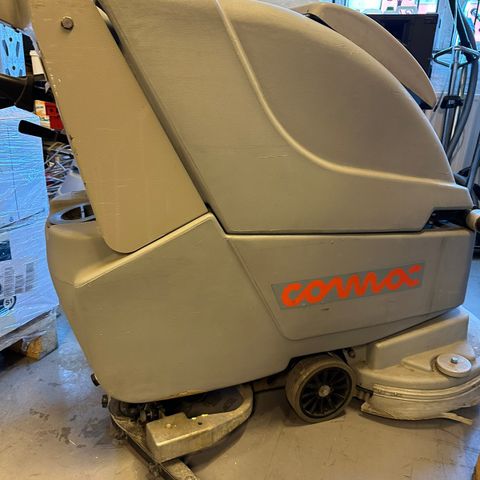 Comac rengjøringsmaskim