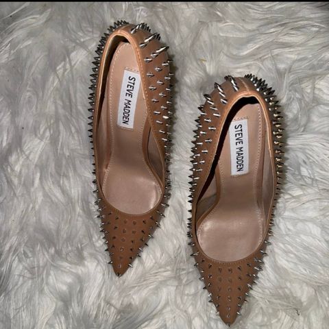 Steve madden heler