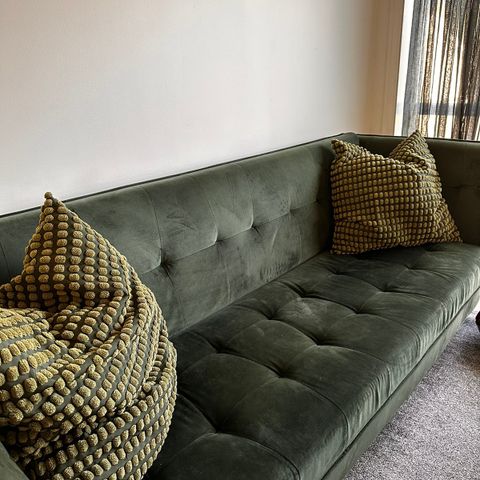 Pent brukt sofa