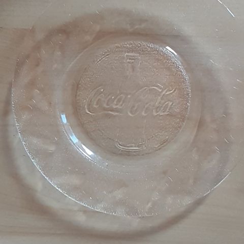 Coca-Cola tallerken 20 cm