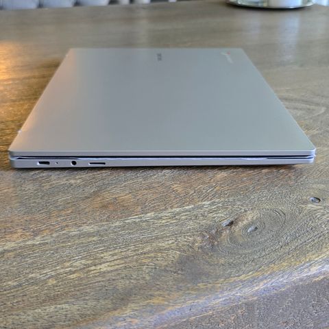 Helt NY Chromebook Samsung Galaxy Go 14"