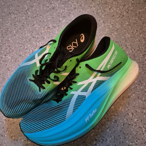 Asics Metaspeed Sky + strl. 42,5