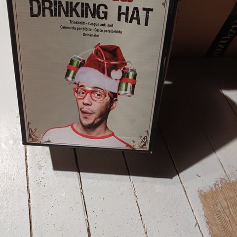 Selger drinking hat.