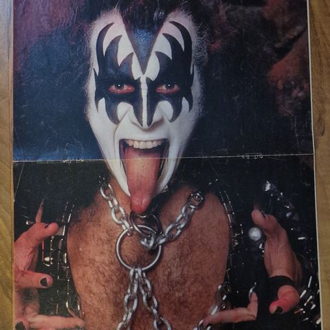 Kiss-Gene Simmons poster fra Bravo