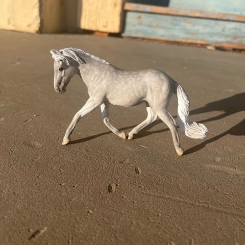 Collecta/schleich hest malt til spennende farge!