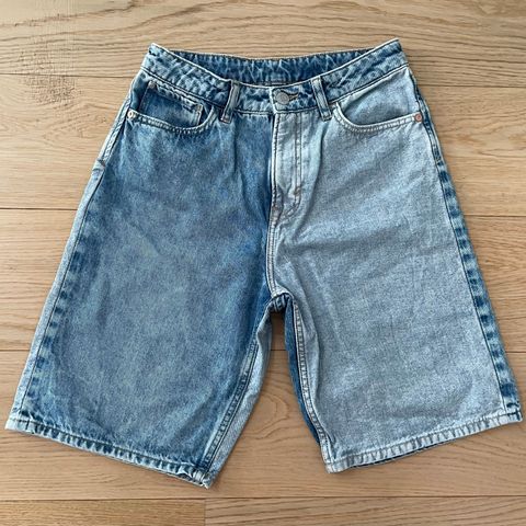 Ubrukte shorts fra H&M str. 158