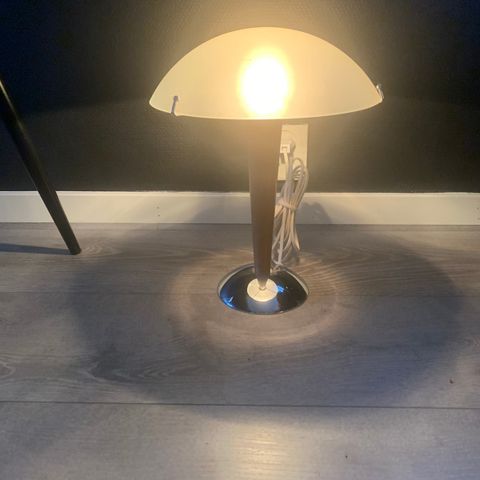 Flott vintage Kvintol sopplampe fra IKEA.