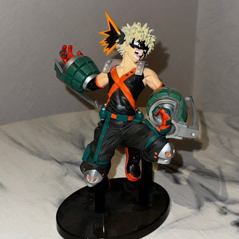 Katsuki Bakugo Figure