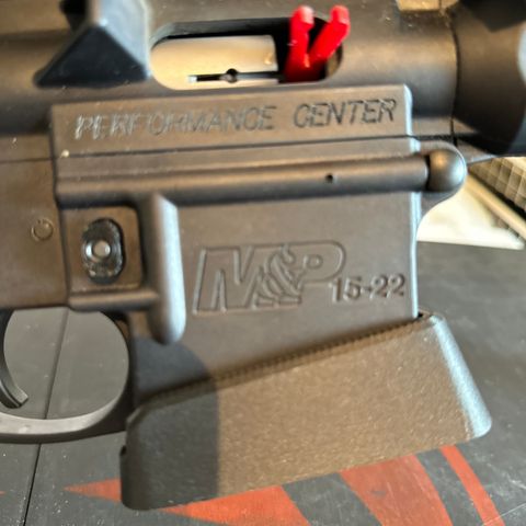 Smith & Wesson M&P 15-22 performance center