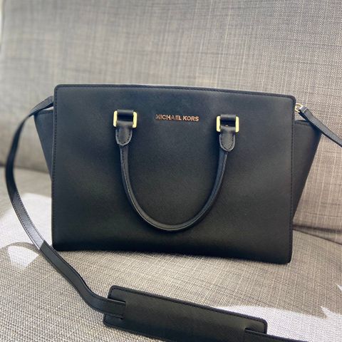 Michael Kors Selma veske