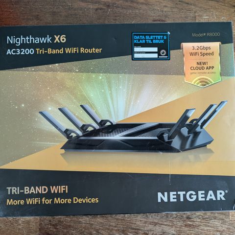 Lite brukt Netgear wifi router AC3200