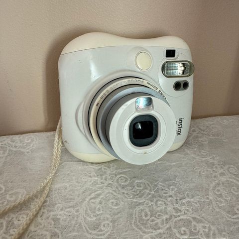 Instax Mini 25 -Fujifilm