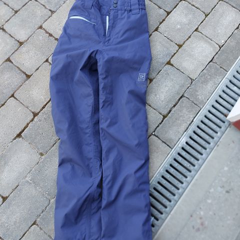 Pent brukt ski/ vinter bukse med skinn innfelt bak