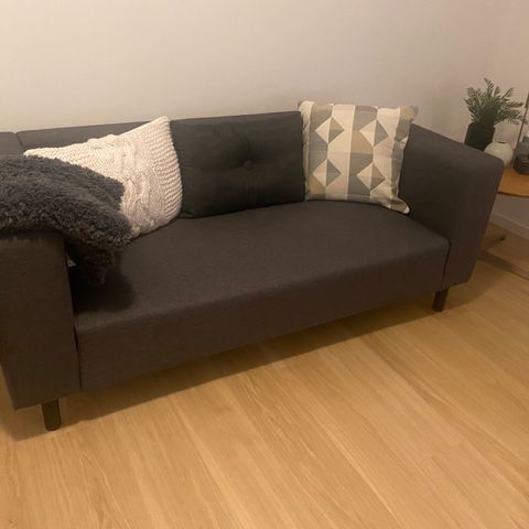Liten lett sofa