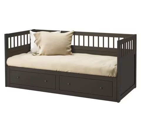 Sjelden Hemnes - IKEA seng i svart - utrekkbar 80/160*200