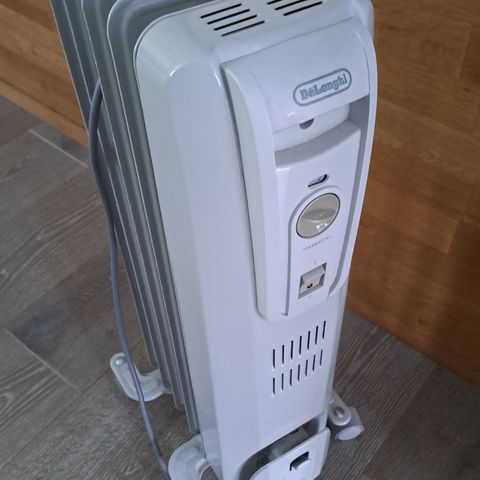 DeLonghi varmeovn 1000w